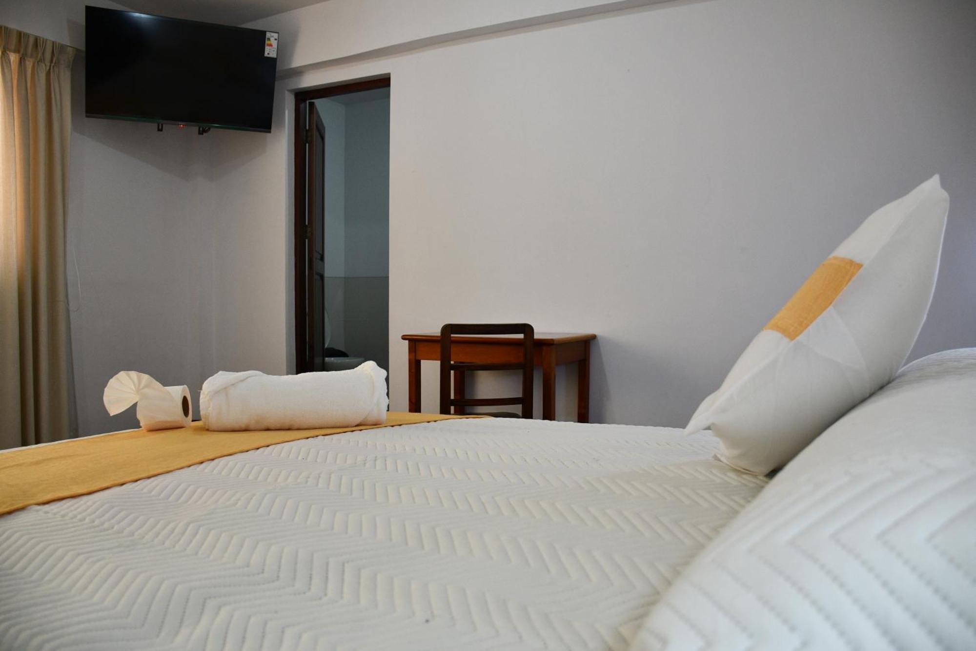 Hotel Express La Paz Bagian luar foto